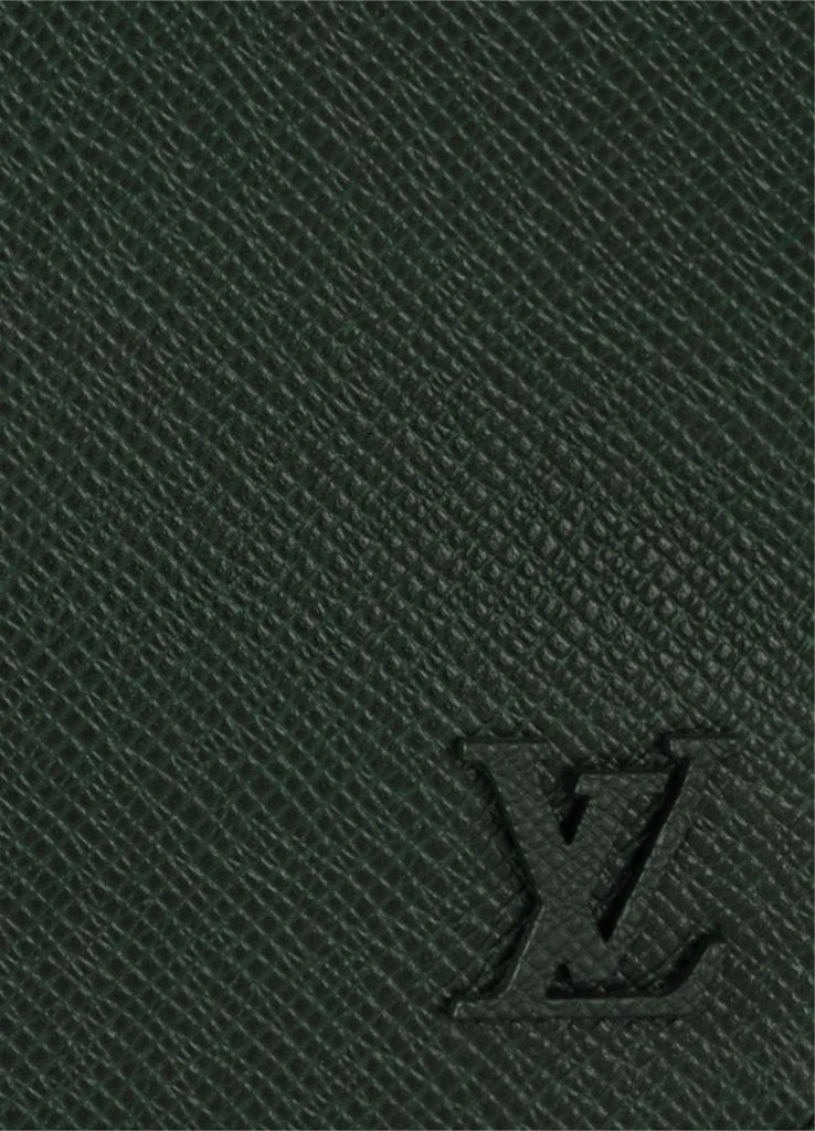 Louis Vuitton District PM 7