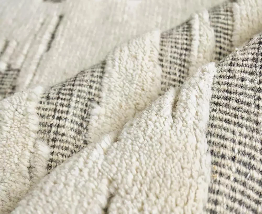 Exquisite Rugs Calibre 4460 8'x10' Area Rug 3