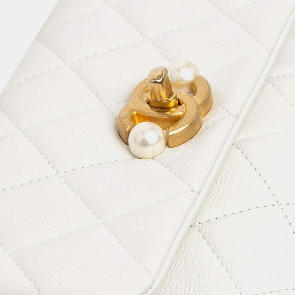 Chanel Chanel White Leather Mini Pearl Side Flap Bag 4