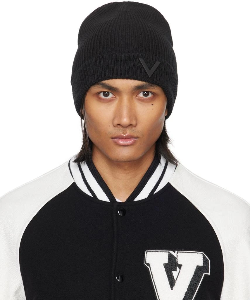 Valentino Black V Appliqué Beanie 1