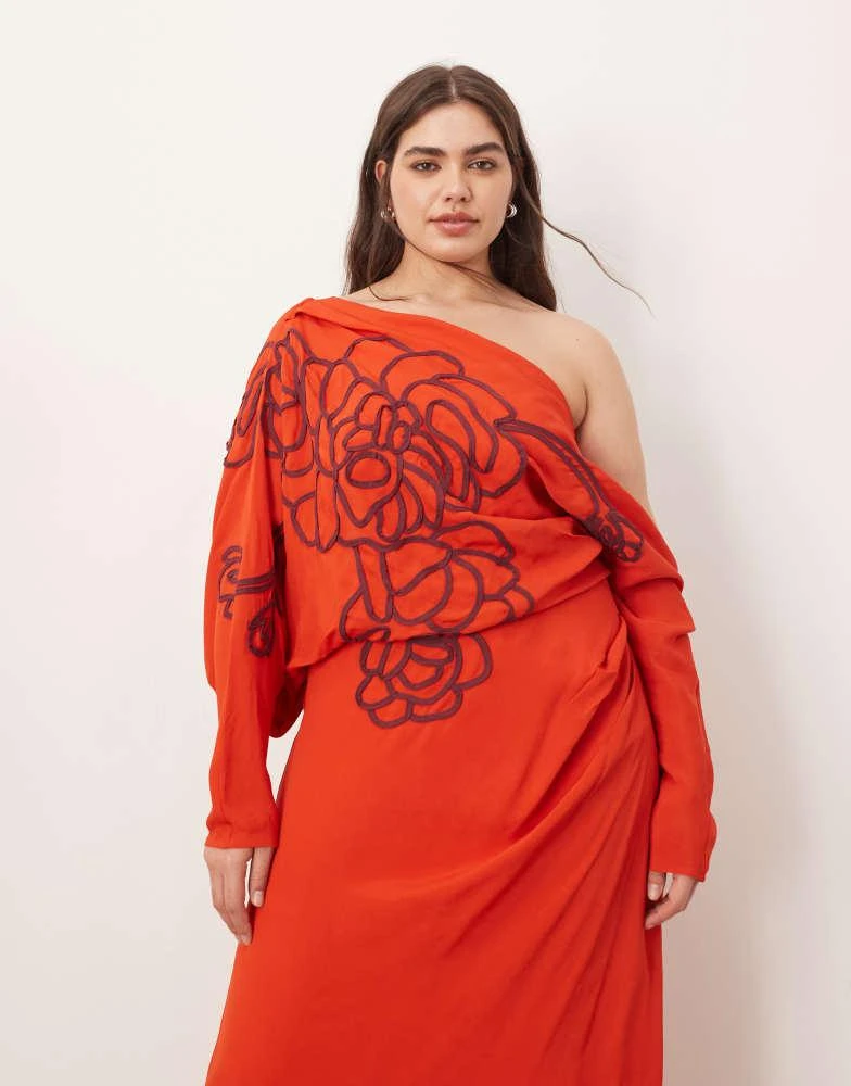 ARRANGE ARRANGE Curve linear embroidered floral slouchy shoulder drape midi dress in red 3