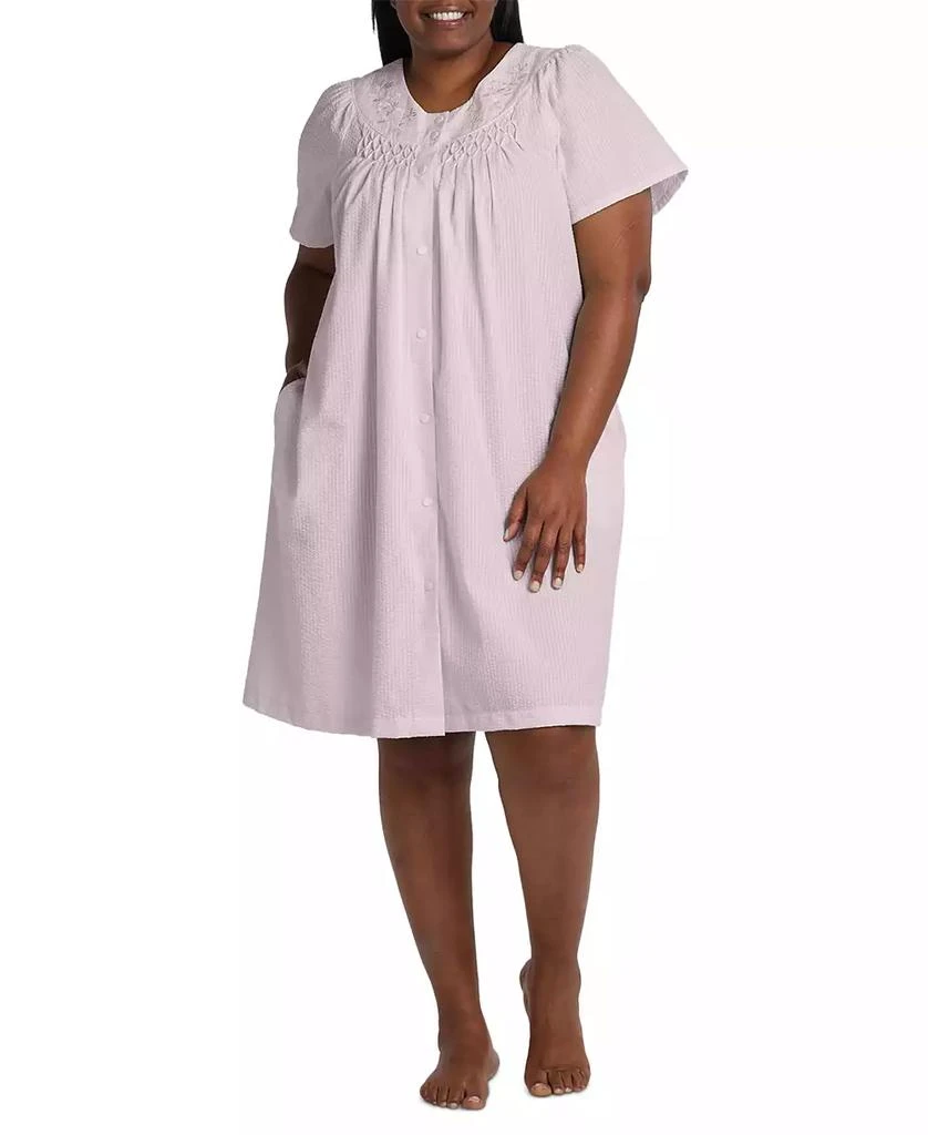 Miss Elaine Plus Size Snap-Front Short Seersucker Robe 1