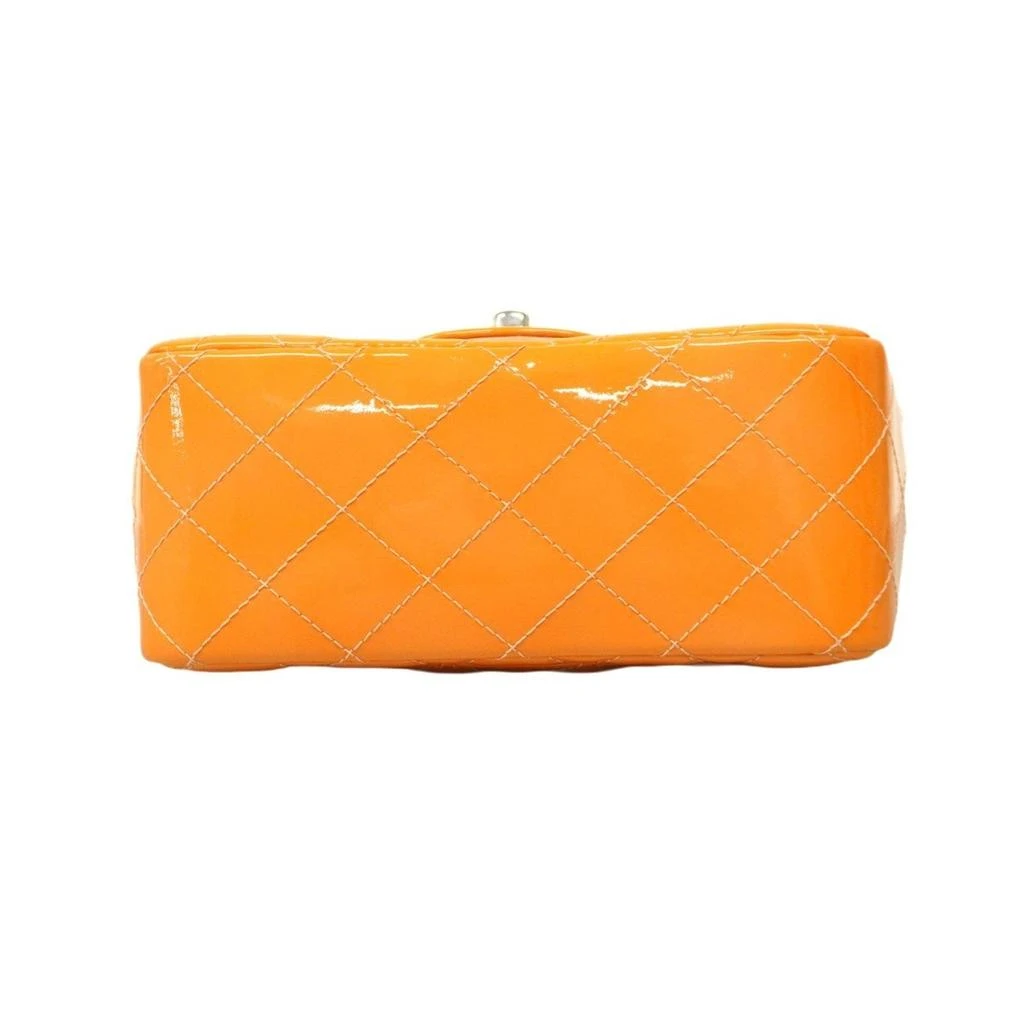 Chanel Patent Leather Shoulder Bag (Pre-Owned) 3