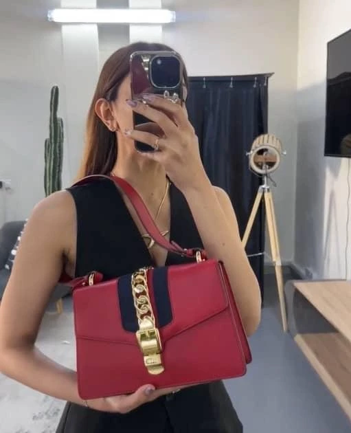 Gucci Gucci Red Leather Small Sylvie Shoulder Bag 2