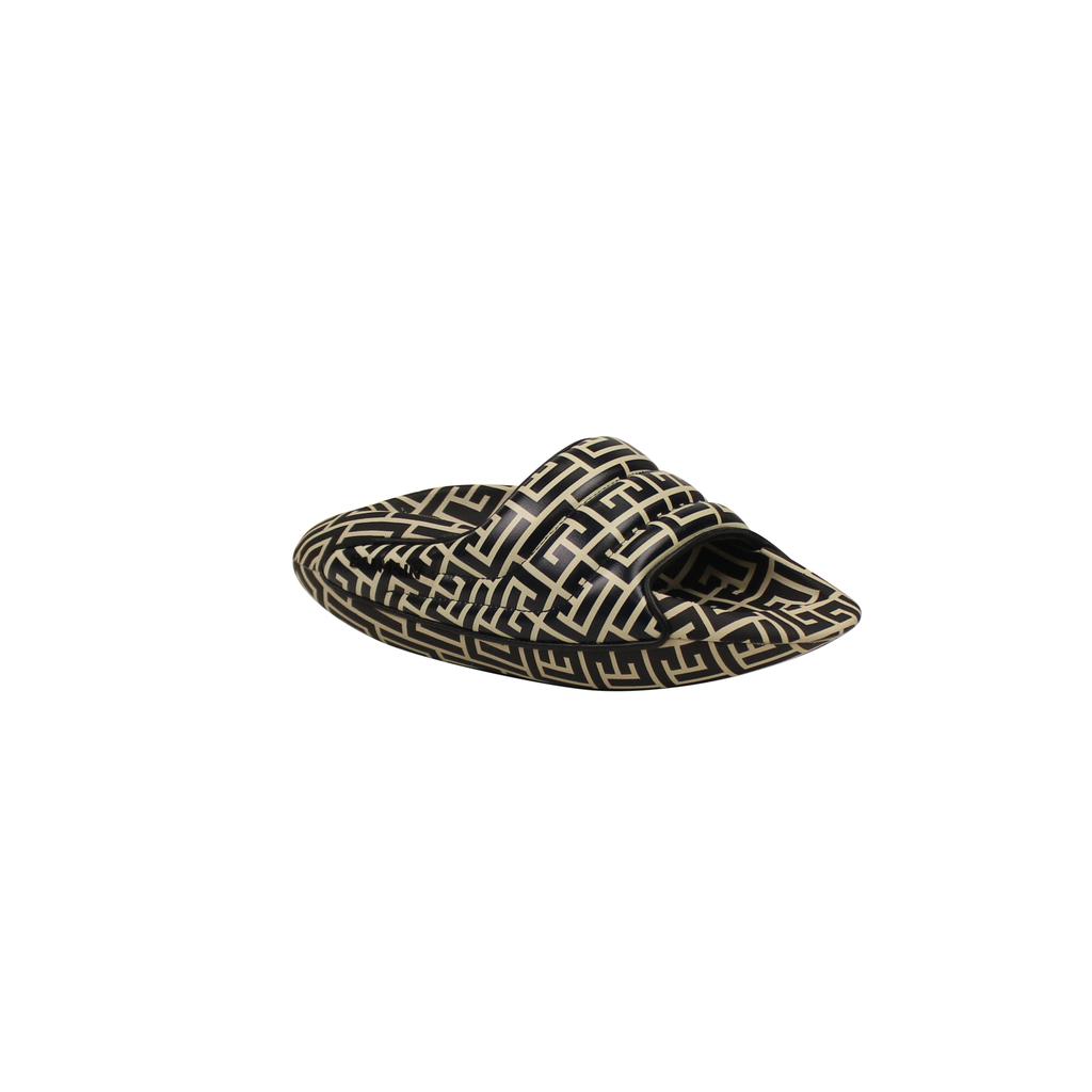 【送料&関税込】Balmain Safety Mule In Denim Fabric With App Balmain Safety Mule In Denim Fabric With Applied Pin