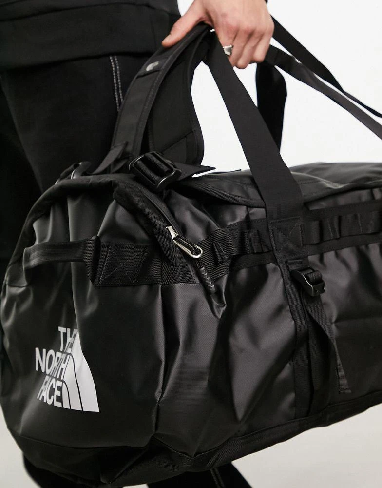 The North Face The North Face Base Camp medium 71l duffel bag in black 4