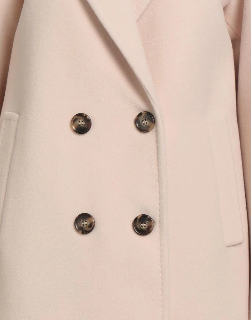 Maximilian Coat 4