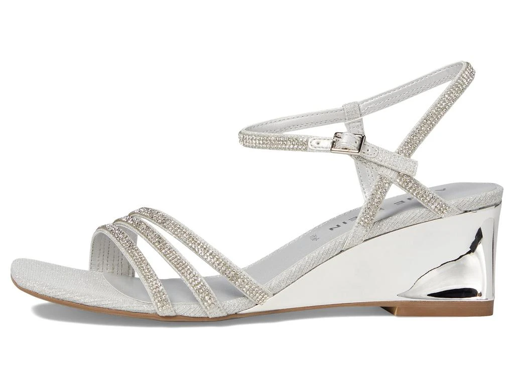 Anne Klein Genie 4