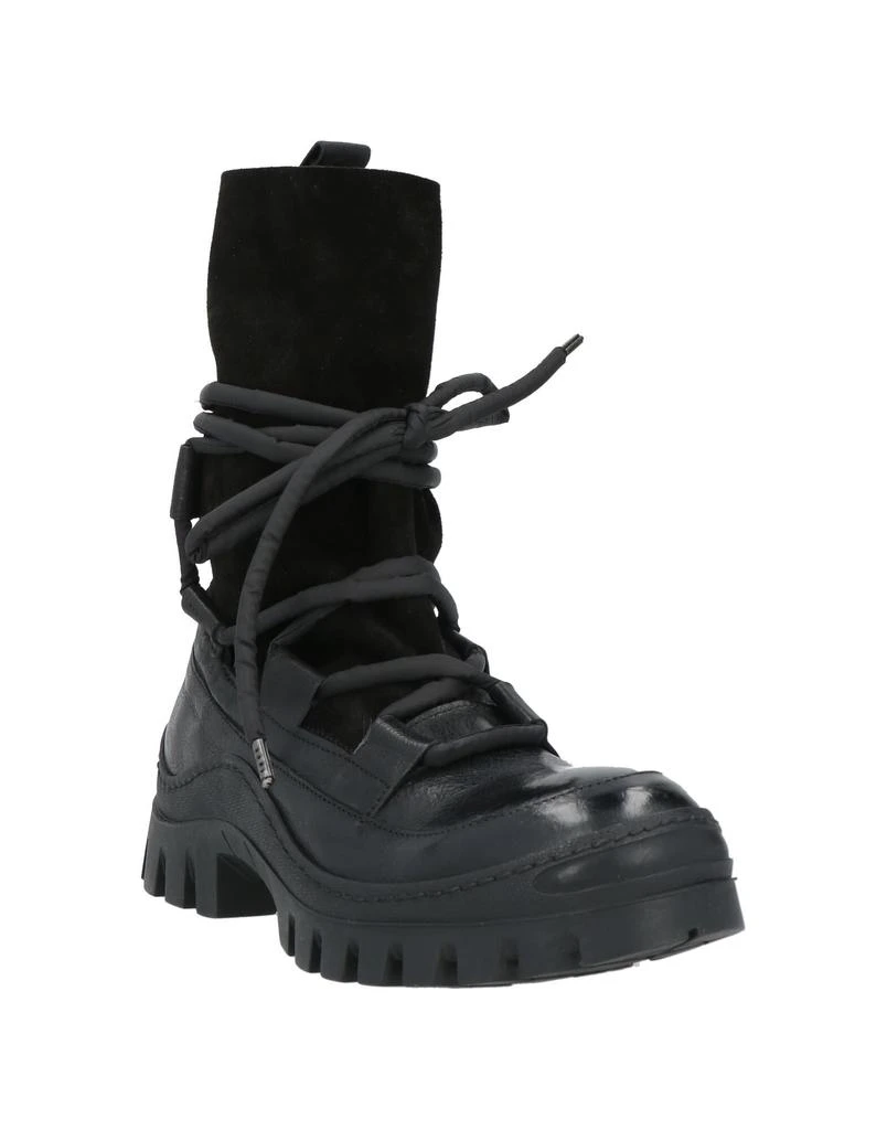 1725.A Ankle boot 2