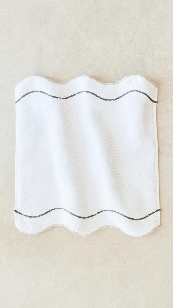Kassatex Shopbop x Scalloped Washcloth Set of 4