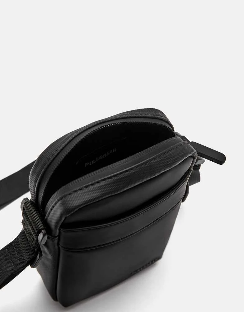 Pull&Bear Pull&Bear Cross body bag pull&bear in black 4