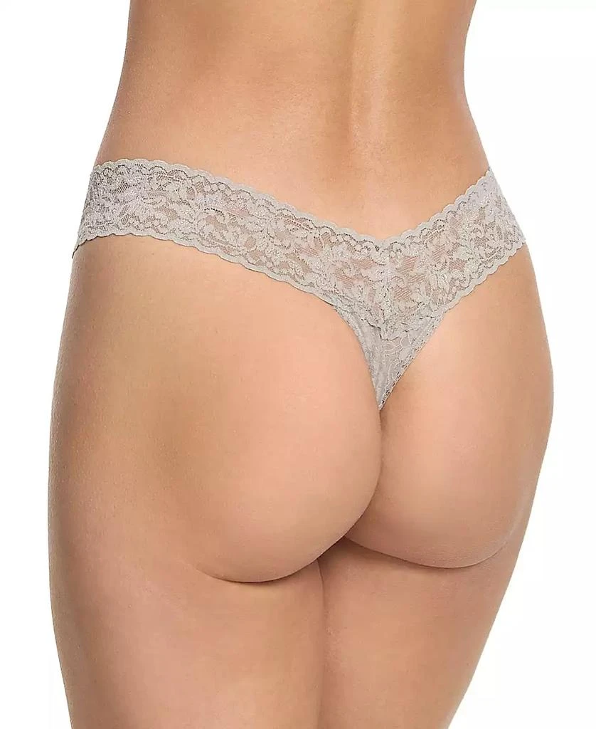 Hanky Panky Women's Signature Lace Low Rise Thong 2