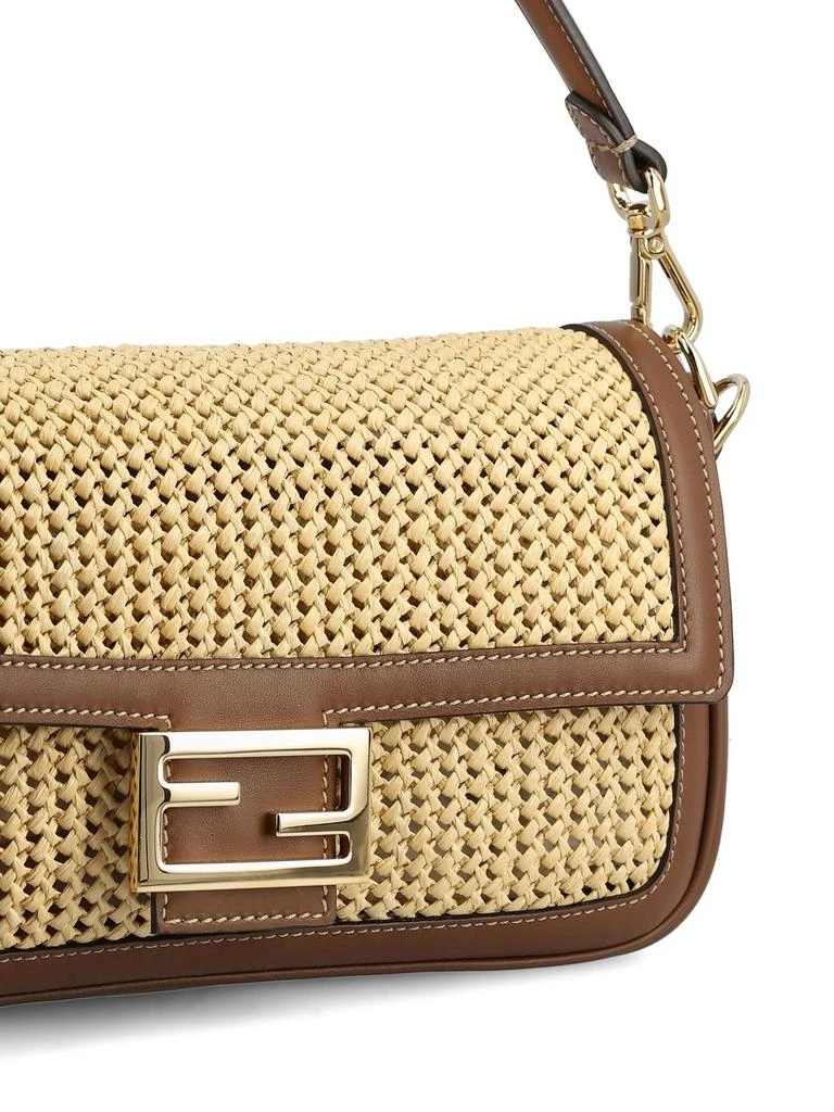 Fendi Fendi Logo Plaque Medium Baguette Bag 4