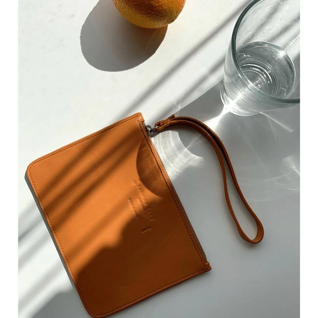 Sabrina Zeng Chiaroscuro Weekend Tote Caramel 3