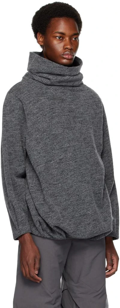 pet-tree-kor Gray Agaric Turtleneck 2