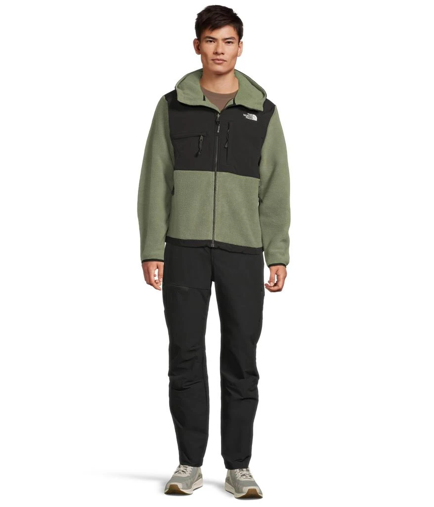 The North Face Retro Denali Hoodie 5