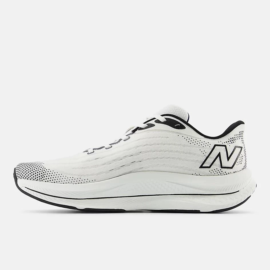 New Balance FuelCell Walker Elite 3