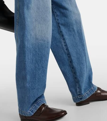 Brunello Cucinelli Pleated high-rise wide-leg jeans 5