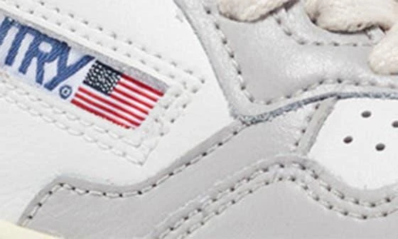 Autry Kulk Medalist Low Water Resistant Sneaker 7