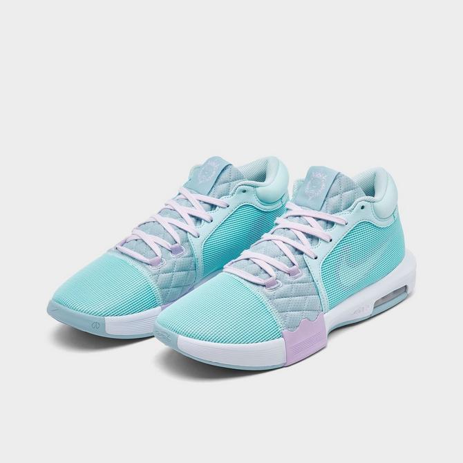 nike lebron tennis shoes