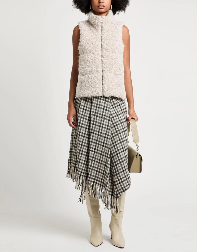 D.Exterior Vest 2