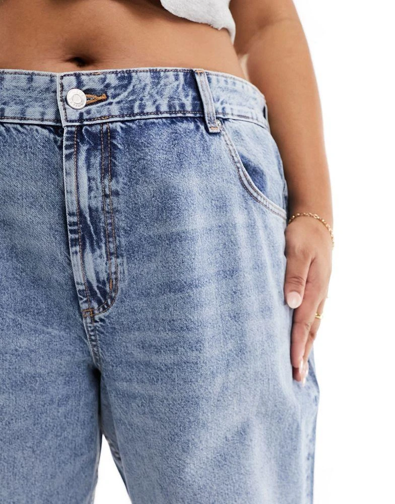 ASOS ASOS DESIGN Curve  baggy  jeans in mid blue 5