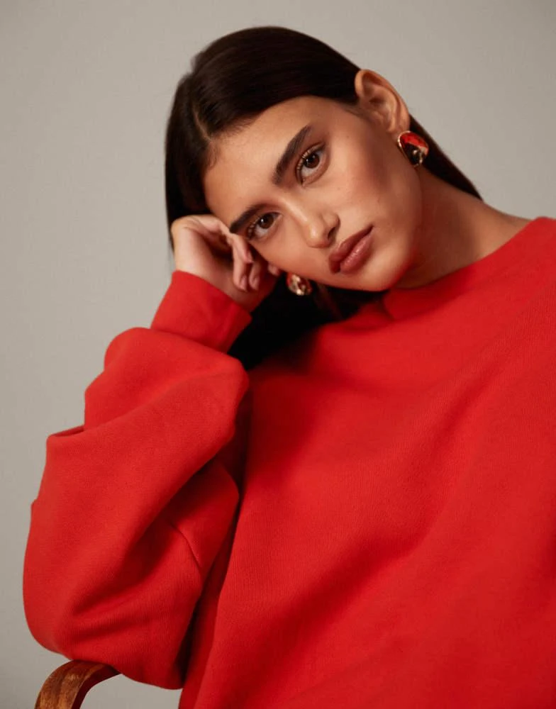 ARRANGE ARRANGE bubble hem sweatshirt in red 3