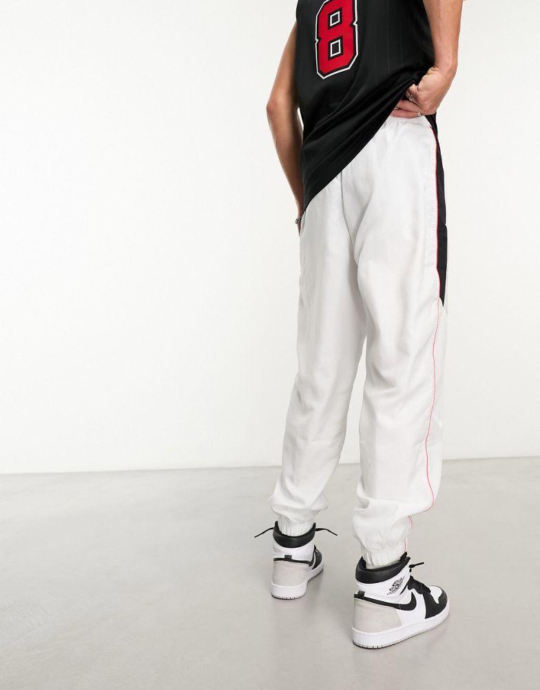 nike air woven joggers