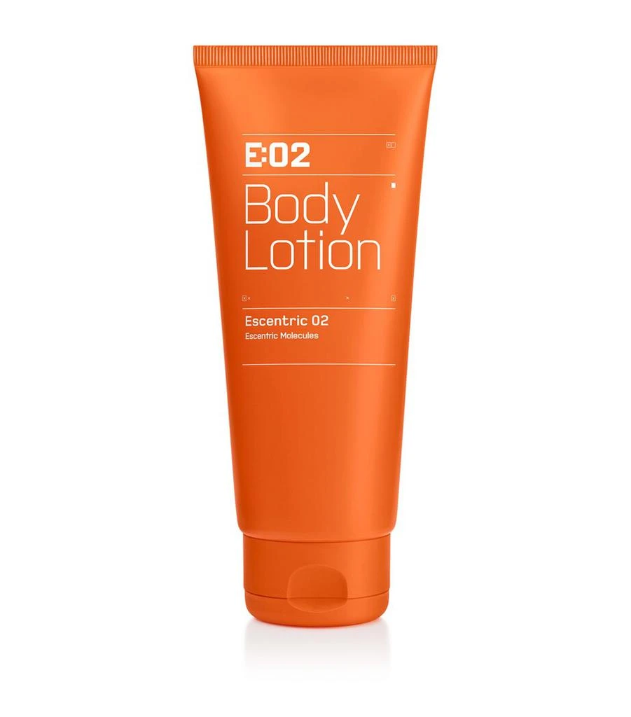 escentric molecules Escentric 02 Body Lotion (200ml) 1