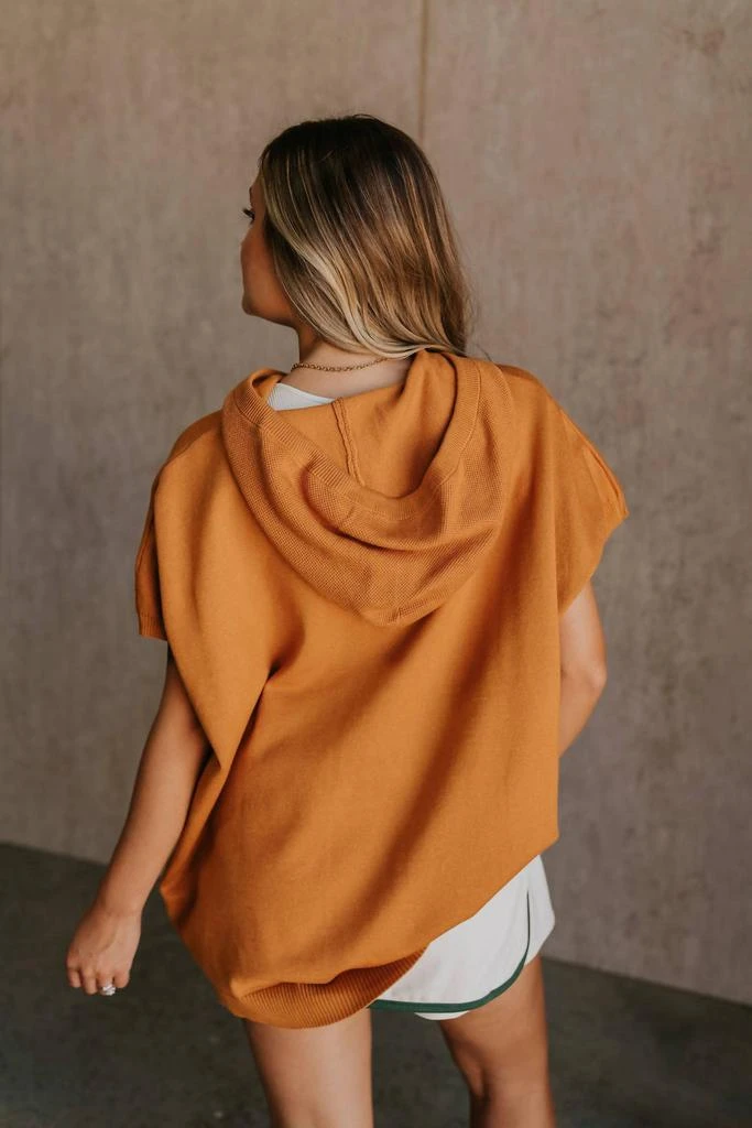 Sunland 17 Sunland 17 - Jeannie Short Sleeve Hoodie Top 3