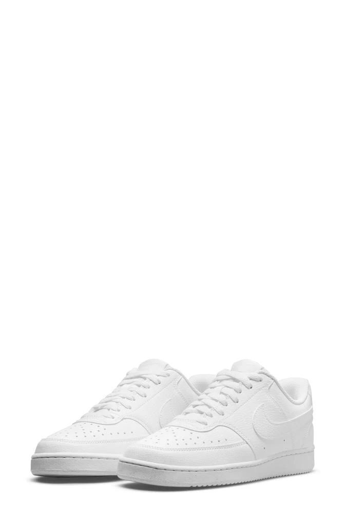NIKE Court Vision Low Sneaker 1