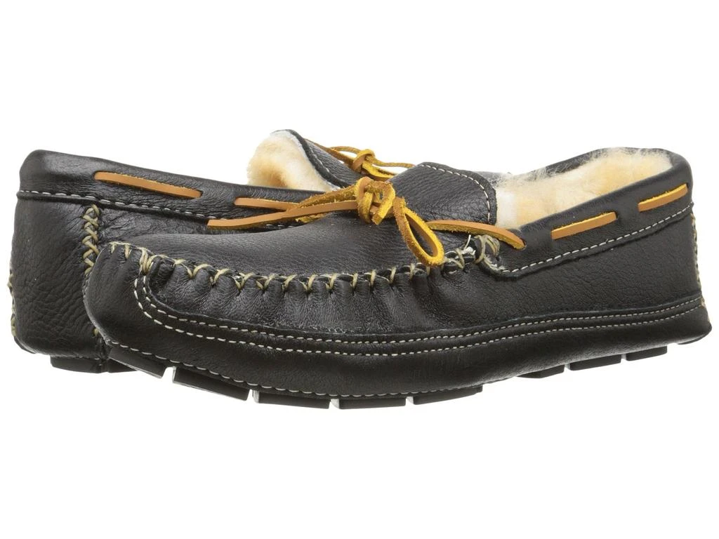 Minnetonka Sheepskin Lined Moose Slipper 1