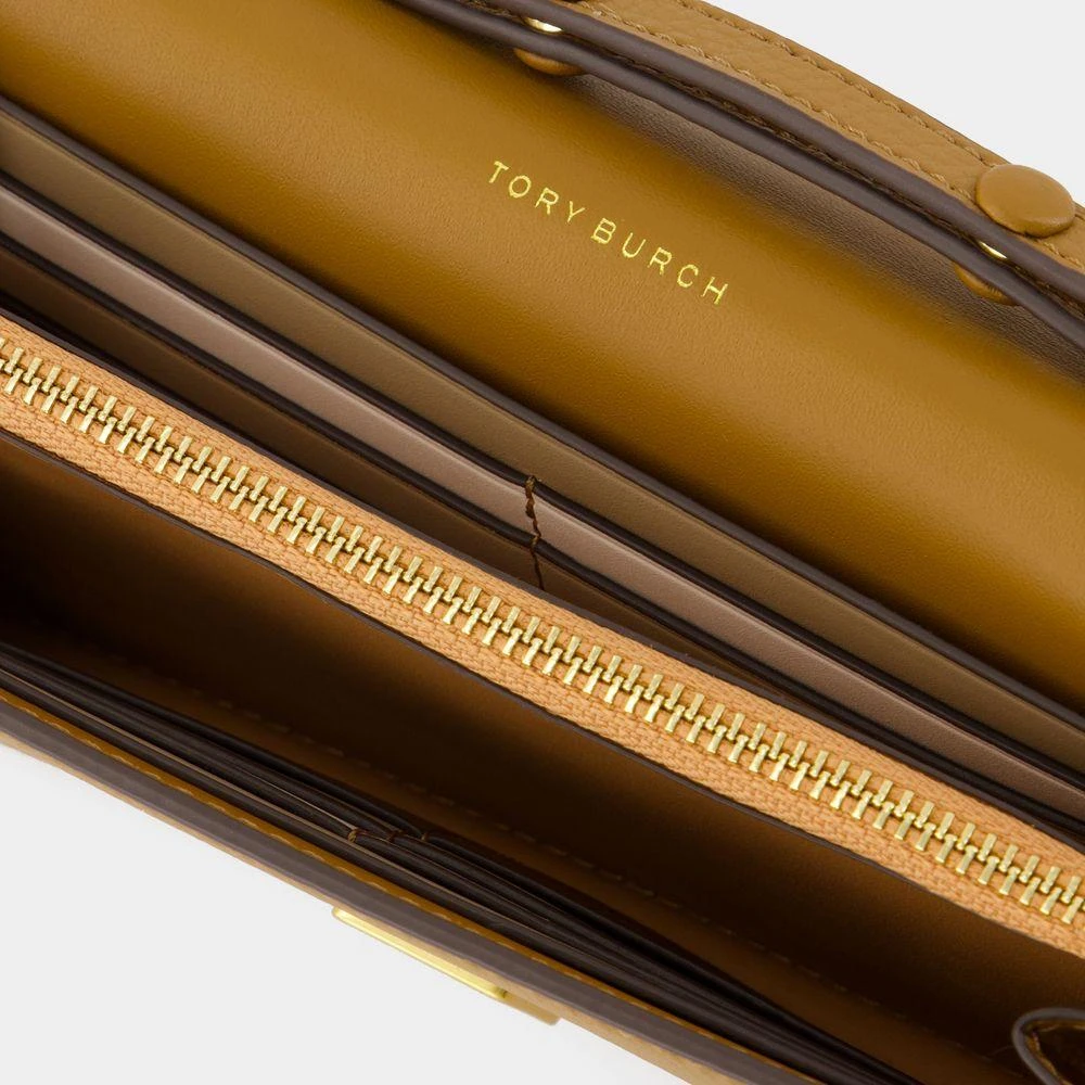 Tory Burch ROBINSON WALLET ON CHAIN 4