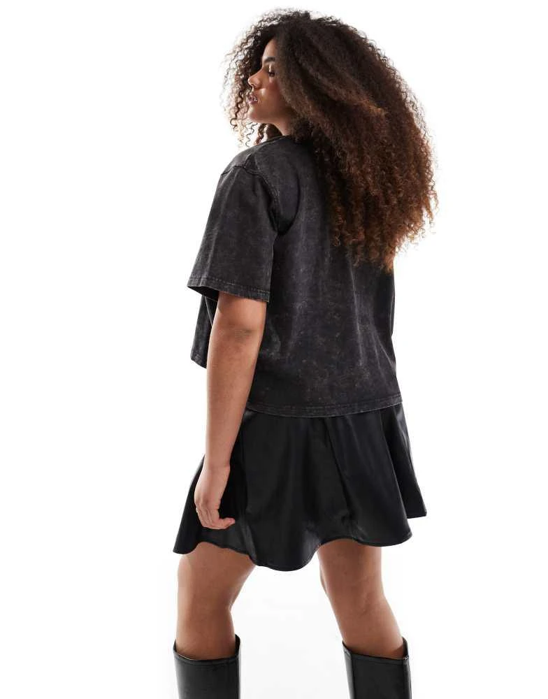Renee Studio Renee Studio Plus x Michelle Nayla exclusive acid wash hot fix mouth motif t-shirt in grey 3