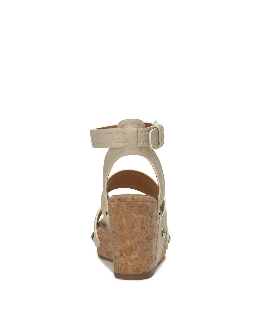 Lucky Brand Valintina 4