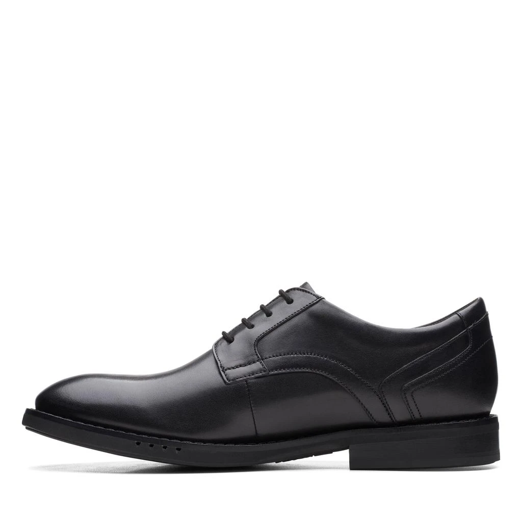 Clarks Un Hugh Lace in Black Leather 4