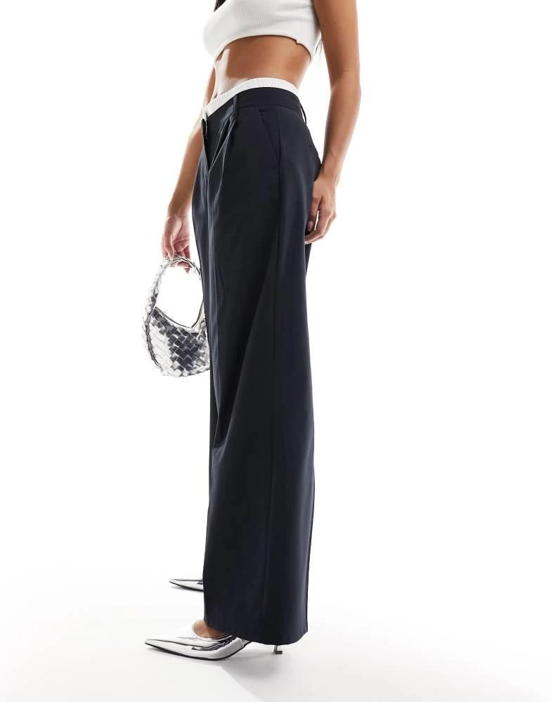 Bershka Bershka boxers detail tailored trousers in navy 3