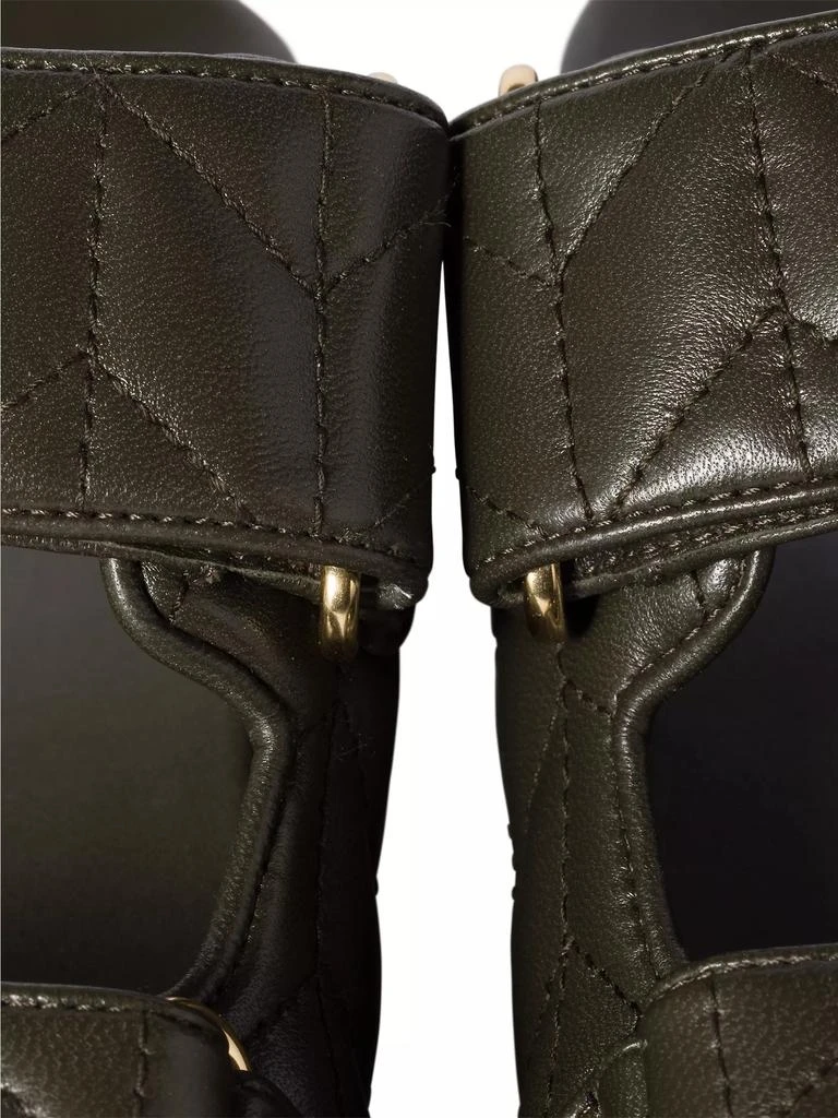 Miu Miu Fussbett Matelassé Leather Sandals 3