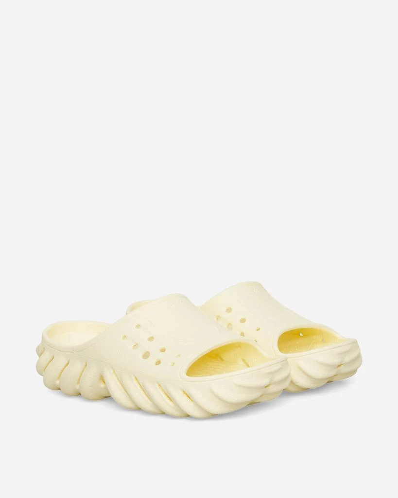 Crocs Echo Slides Buttercream 2