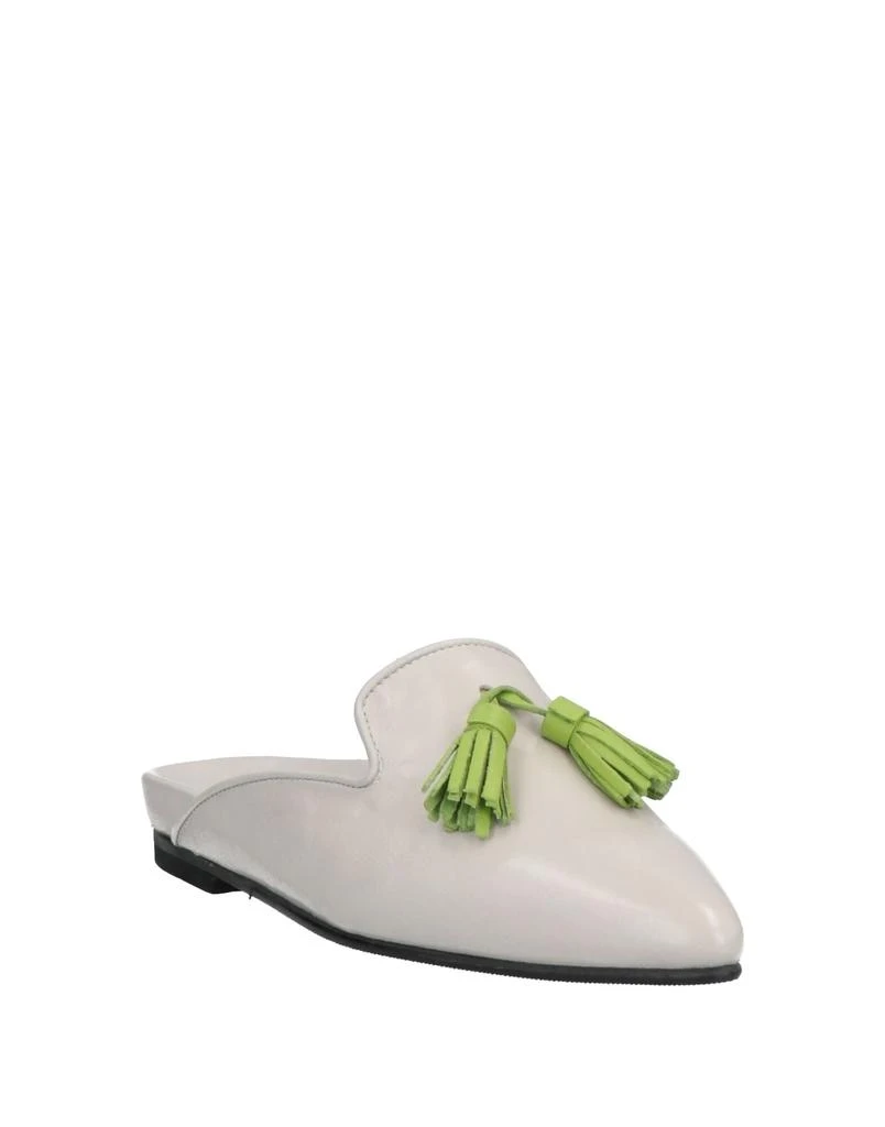 1725.A Mules and clogs 2