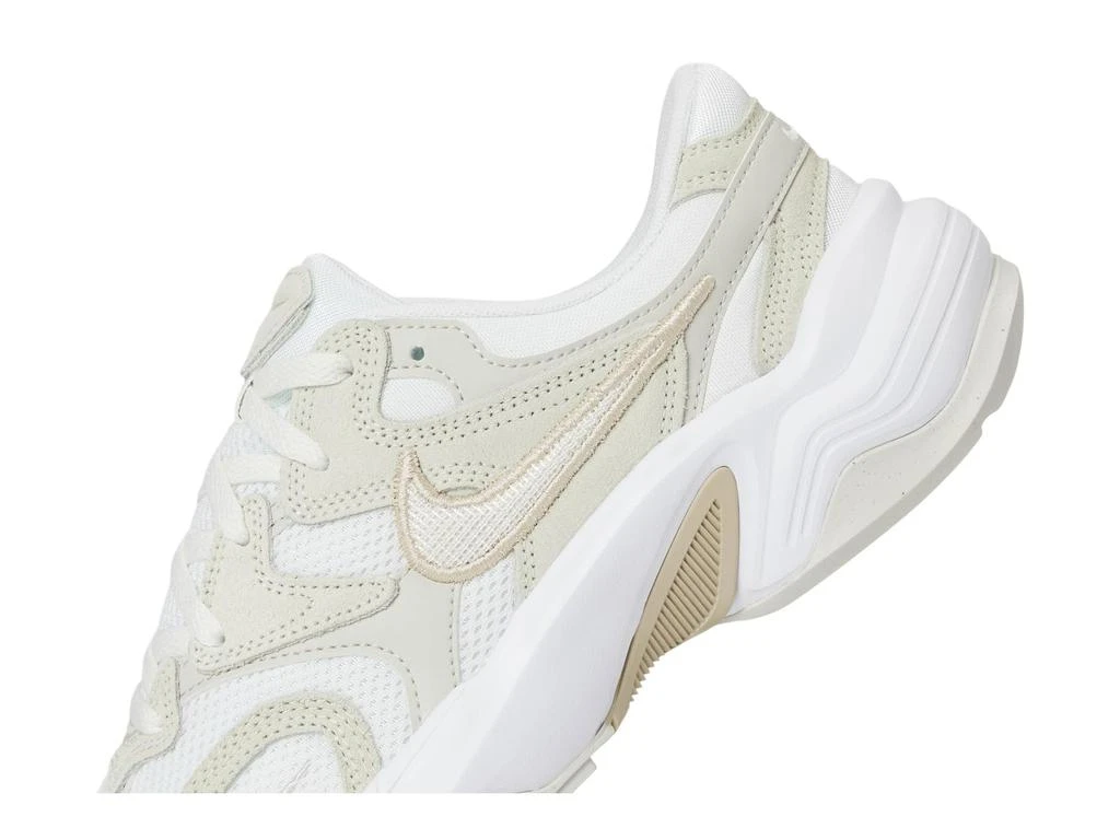 NIKE Al8 6