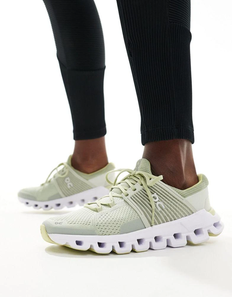 On On Running Cloudswift trainers in light green 5