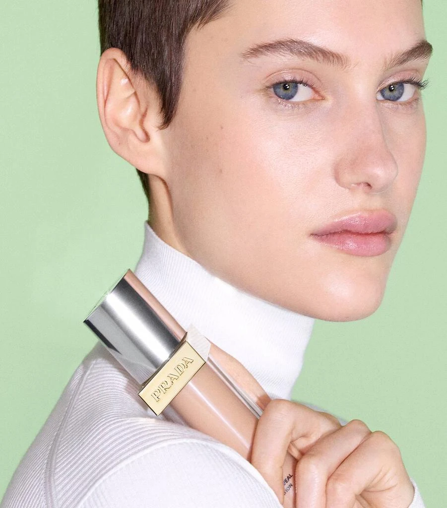 Prada Beauty Reveal Skin Optimizing Foundation 4