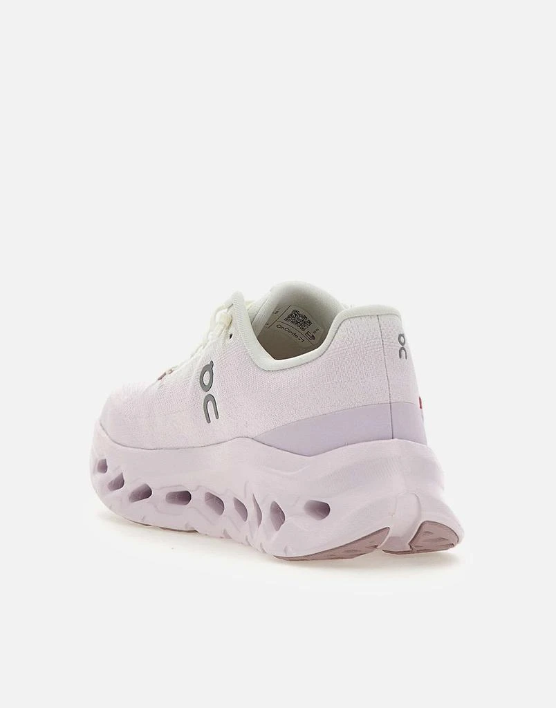 On “Cloudtilt” sneakers 3