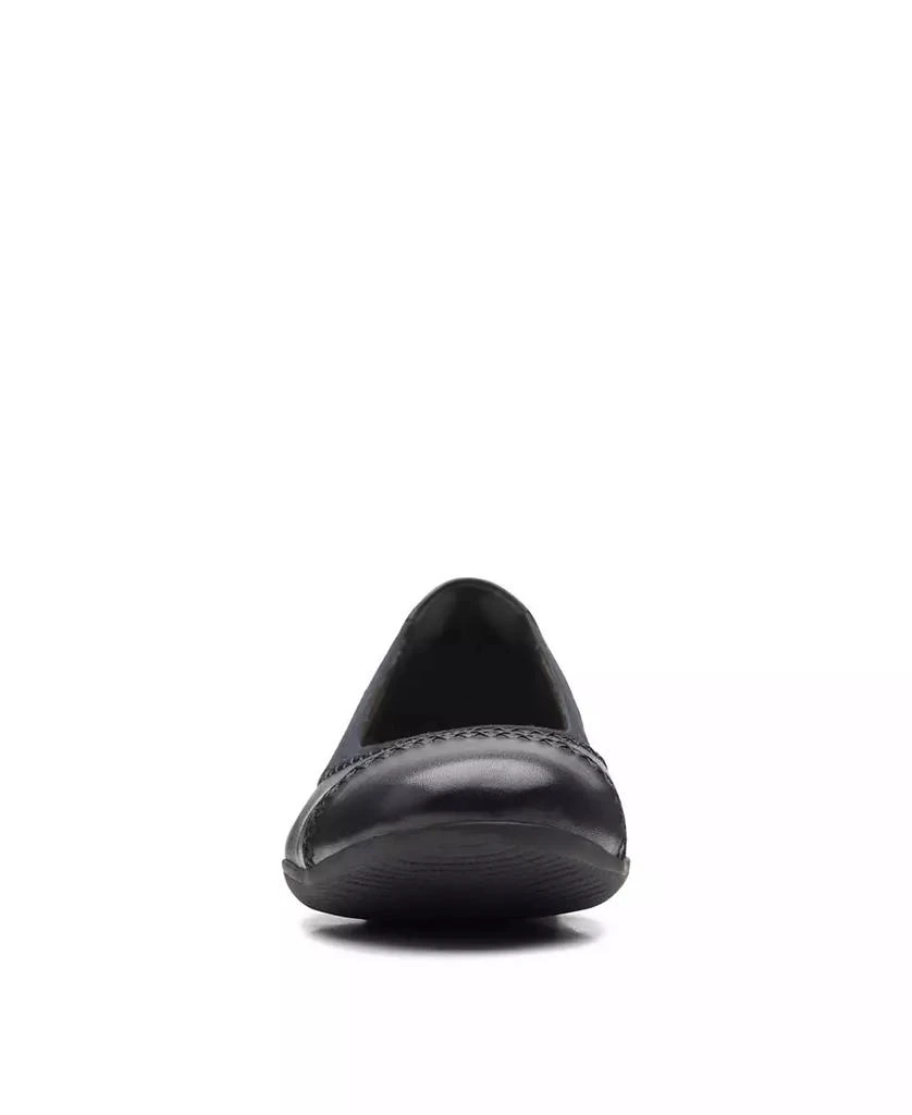 Clarks Women's Collection Sara Bay Flats 6