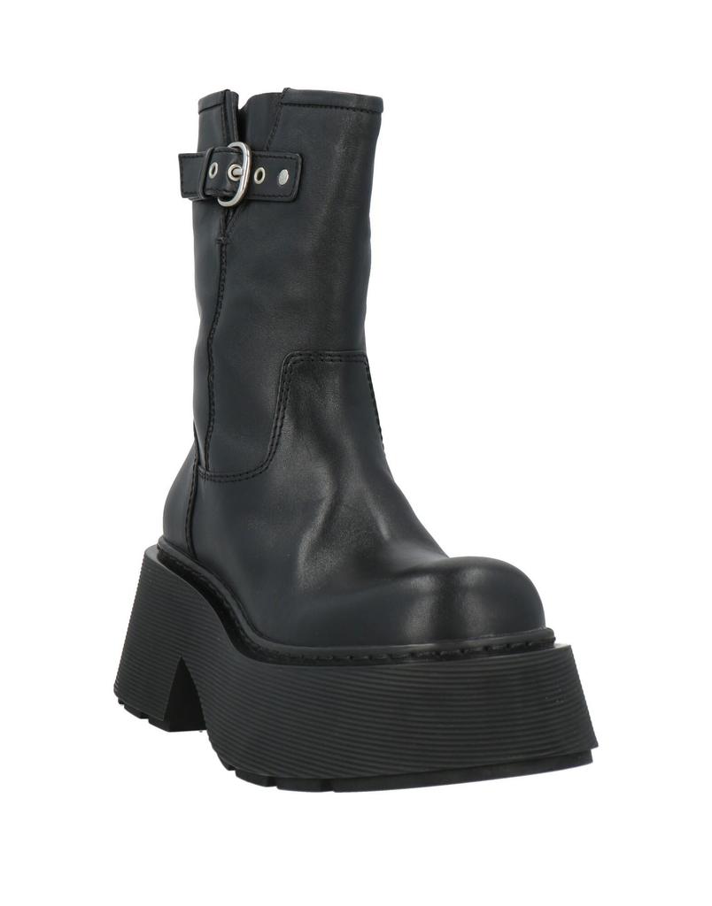 VIC MATIĒ Ankle boot