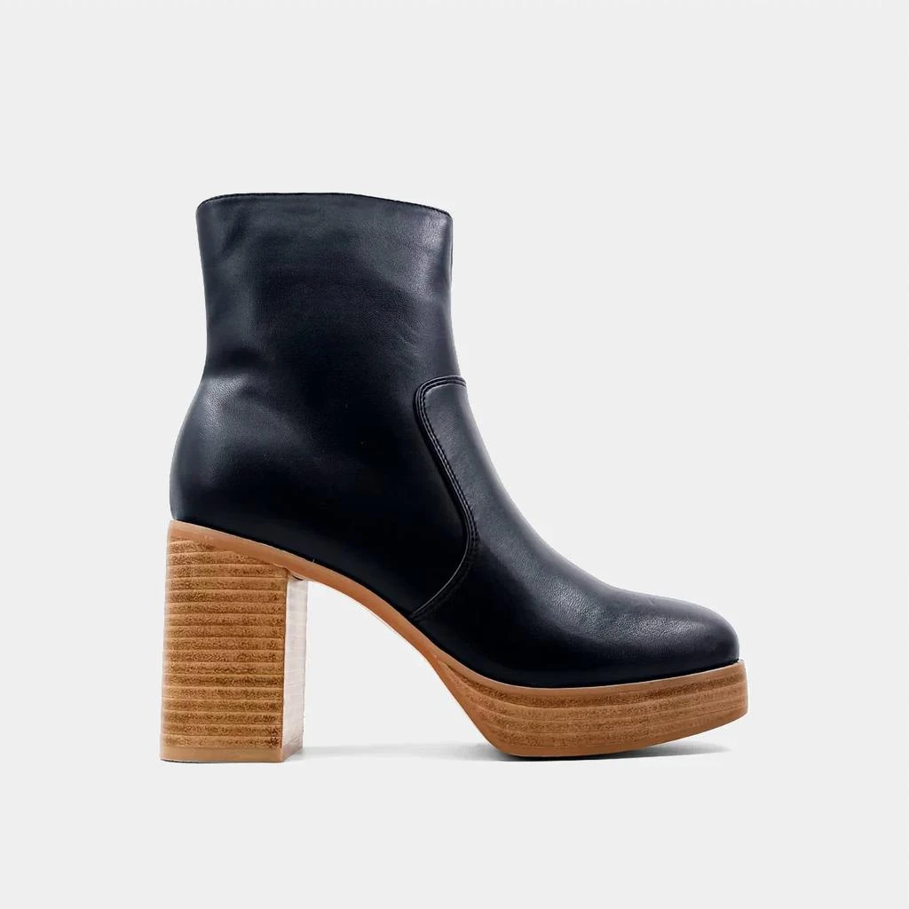 Kork-Ease Spencer Clog | Harbour Thread NEW KORK-EASE women\'s helene lace up heel in black display picture 1