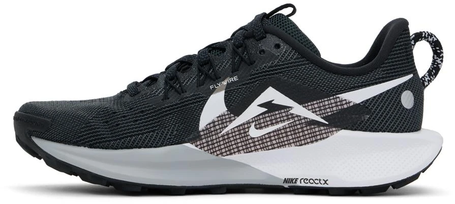 Nike Black Pegasus Trail 5 Sneakers 3