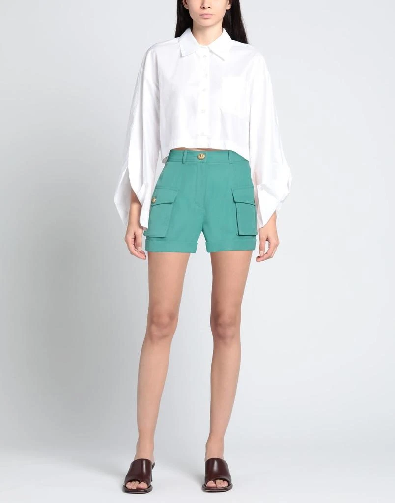 Balmain Shorts 
Bermuda 2