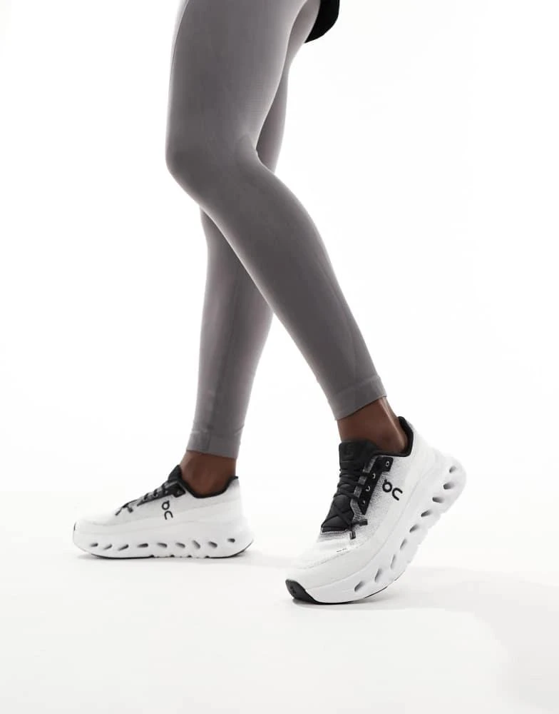 On ON Cloudtilt all day trainers in white and black 4